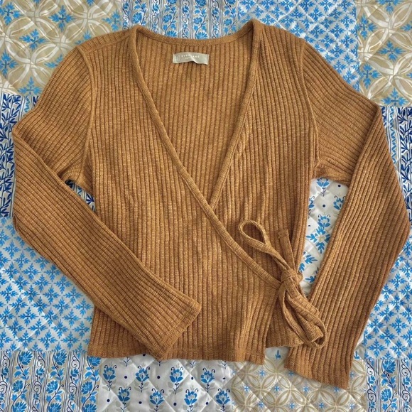 Everlane Organic Cotton The Cozy Rib Wrap Top Cappuccino Size Large - Picture 7 of 8
